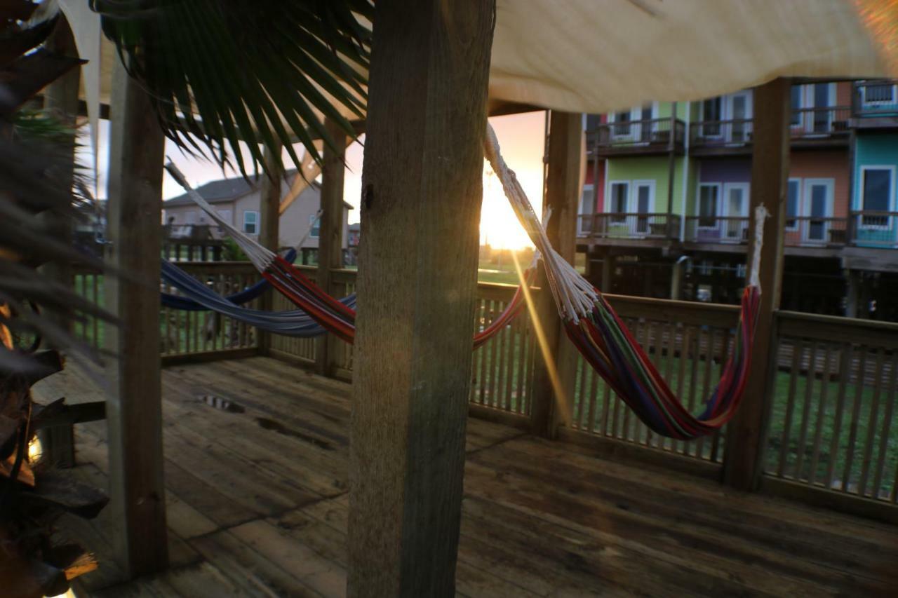 Boardwalk Resort - Crystal Beach Bolivar Peninsula Ngoại thất bức ảnh
